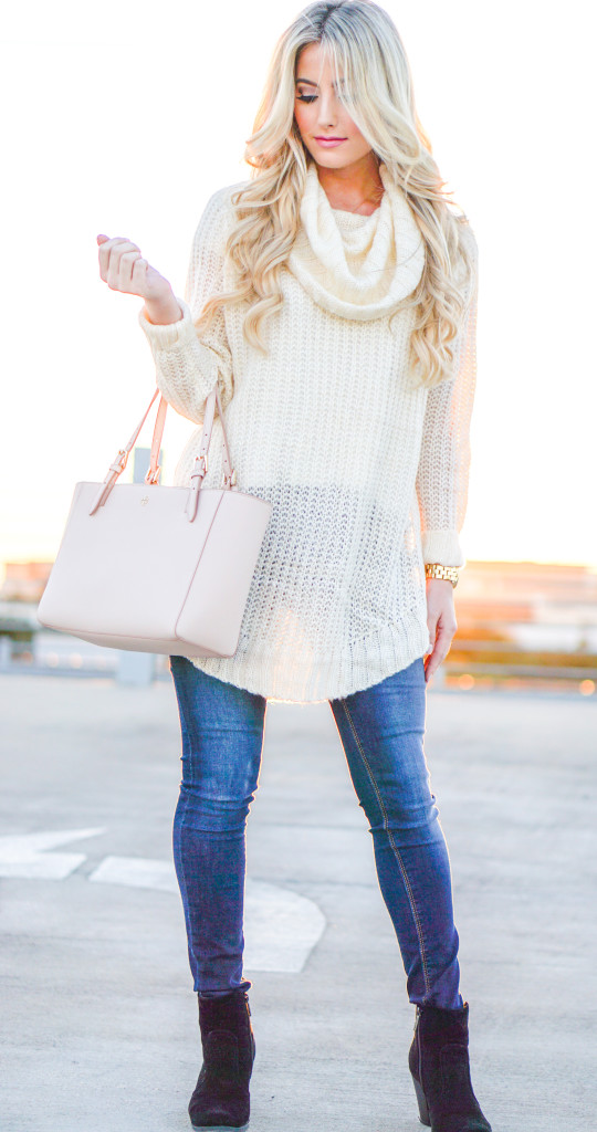 The Perfect Knit Sweater- A Touch of Pink Blog