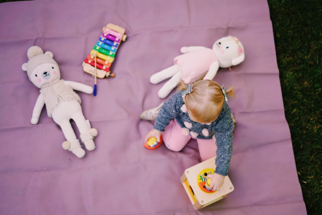 Mommy Blogger Katelyn Jones of A Touch of Pink Blog Shares her favorite toys for toddlers